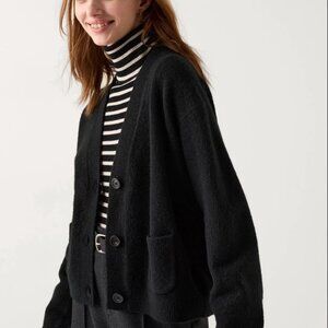 Uniqlo Souffle V Neck Cardigan